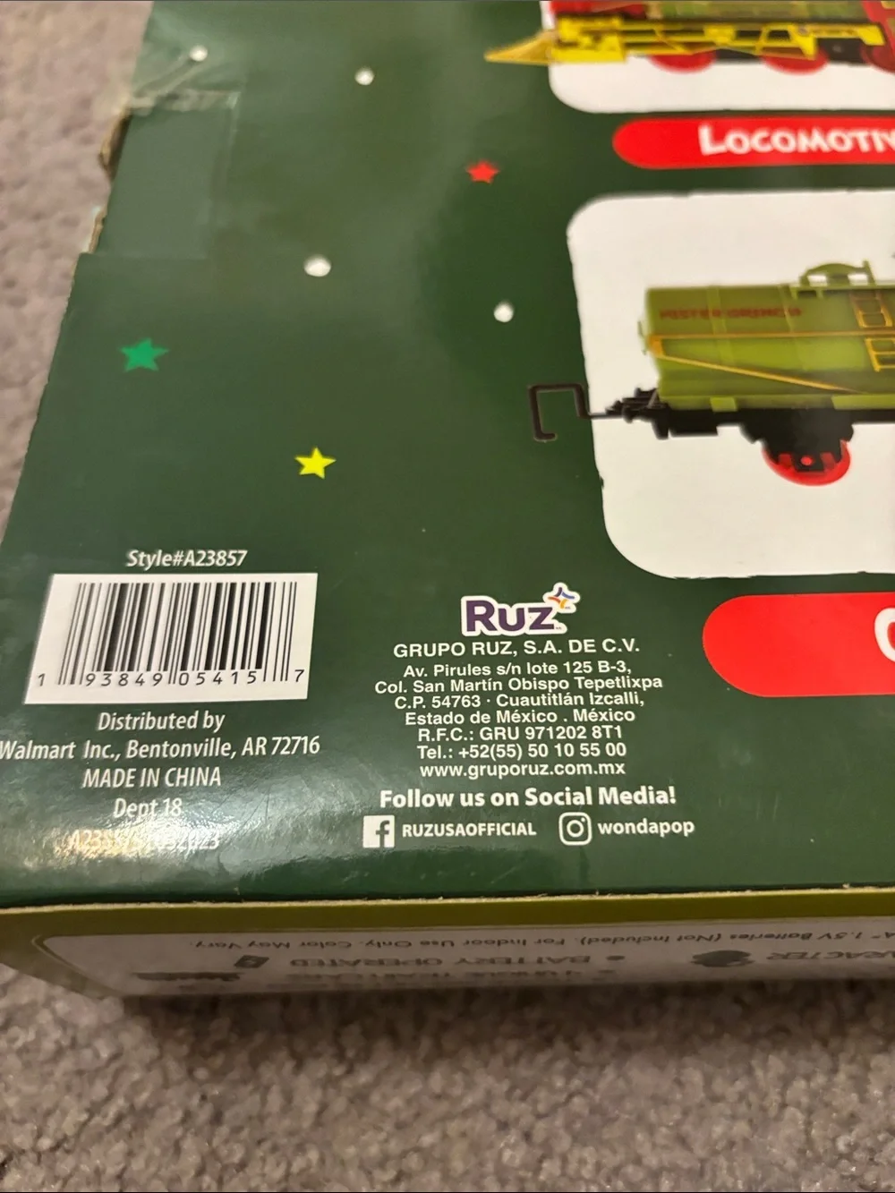 Grinch Express 12pc Train Set Christmas NIB
